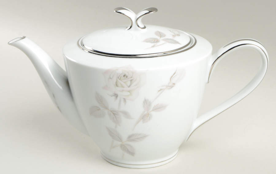 Melrose (Platinum Coupe) Teapot & Lid by Noritake-1