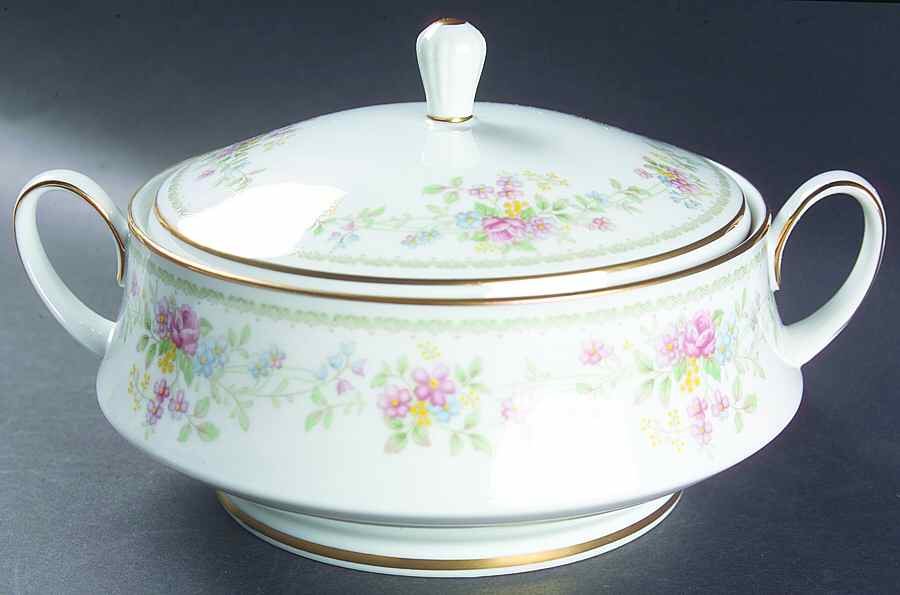 Memory Round Covered Vegetable by Noritake-1