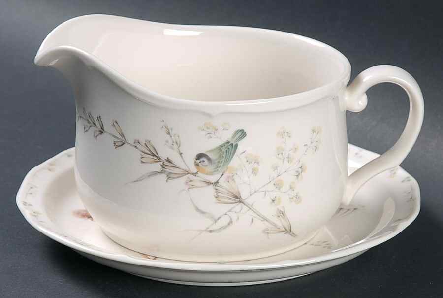 Memorabilia Rd Gravy Boat & Stand (Uses Bread & Butter Plate) by Noritake-1