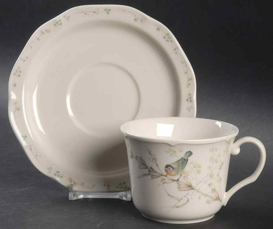 Memorabilia Flat Cup & Saucer Set by Noritake-1