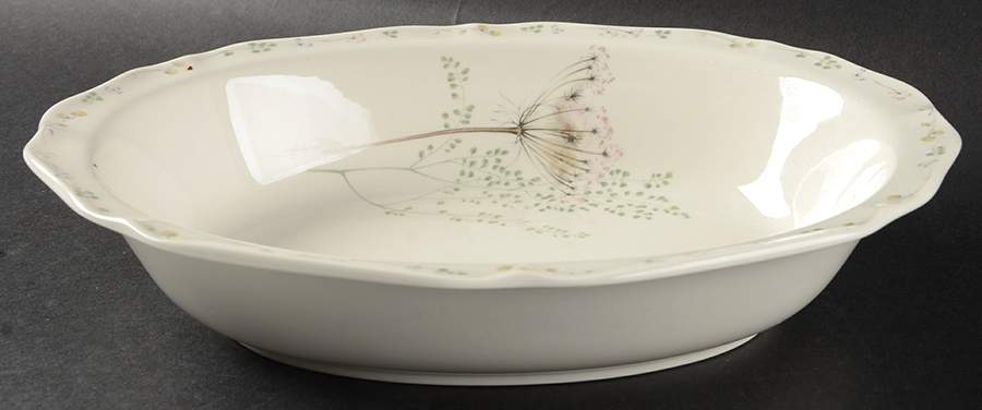 Memorabilia 11" Oval Vegetable Bowl by Noritake-1