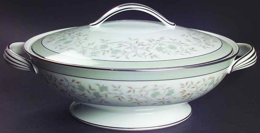 Meredith Round Covered Vegetable by Noritake-1