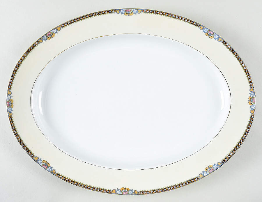 Meringo 16" Oval Serving Platter by Noritake-1