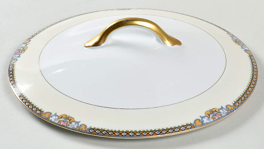 Meringo Lid for Round Vegetable by Noritake-1