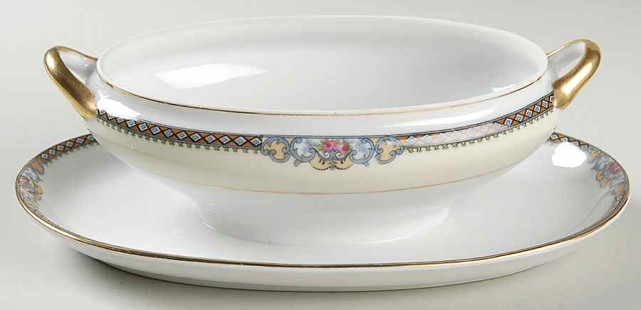 Meringo Sauce Boat with Attached Underplate No Lid by Noritake-1