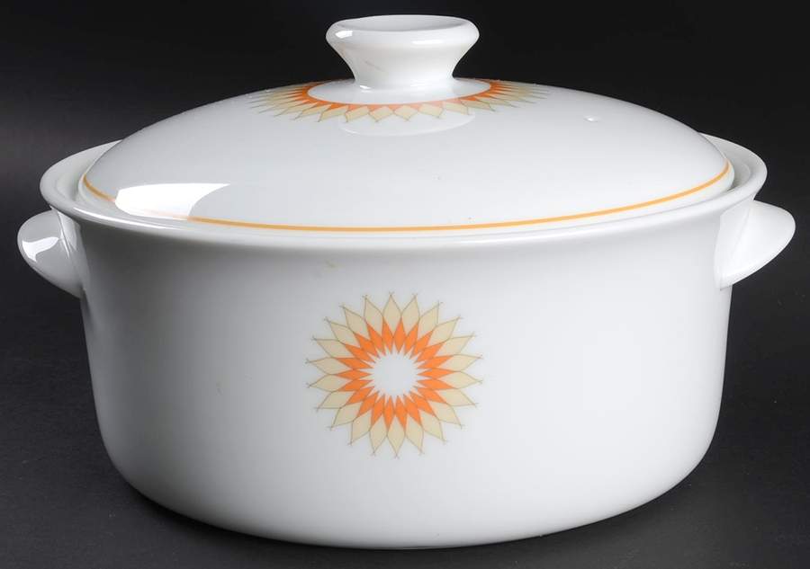 Mesa 2.5 Qt Round Covered Casserole by Noritake-1