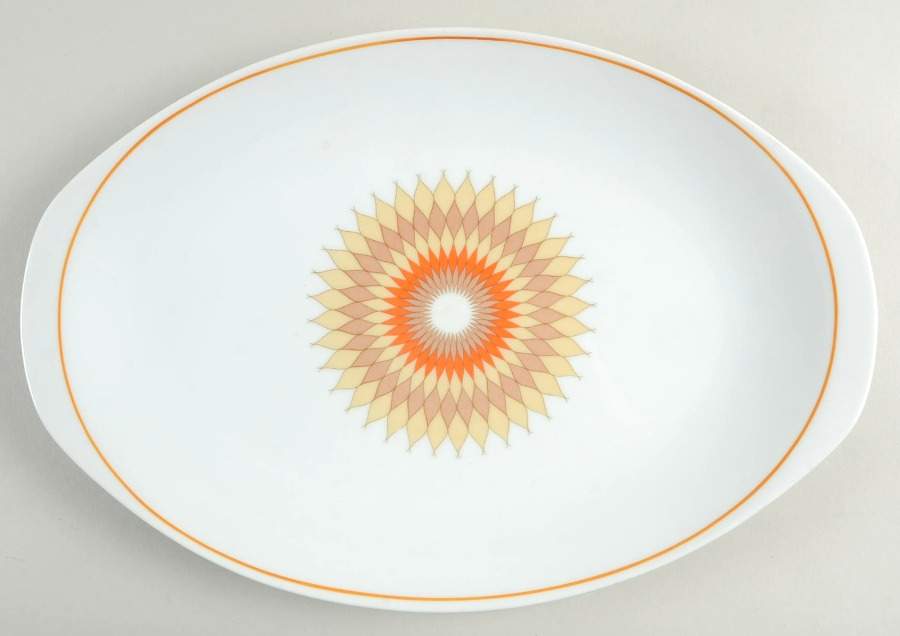 Mesa 14" Oval Serving Platter by Noritake-1