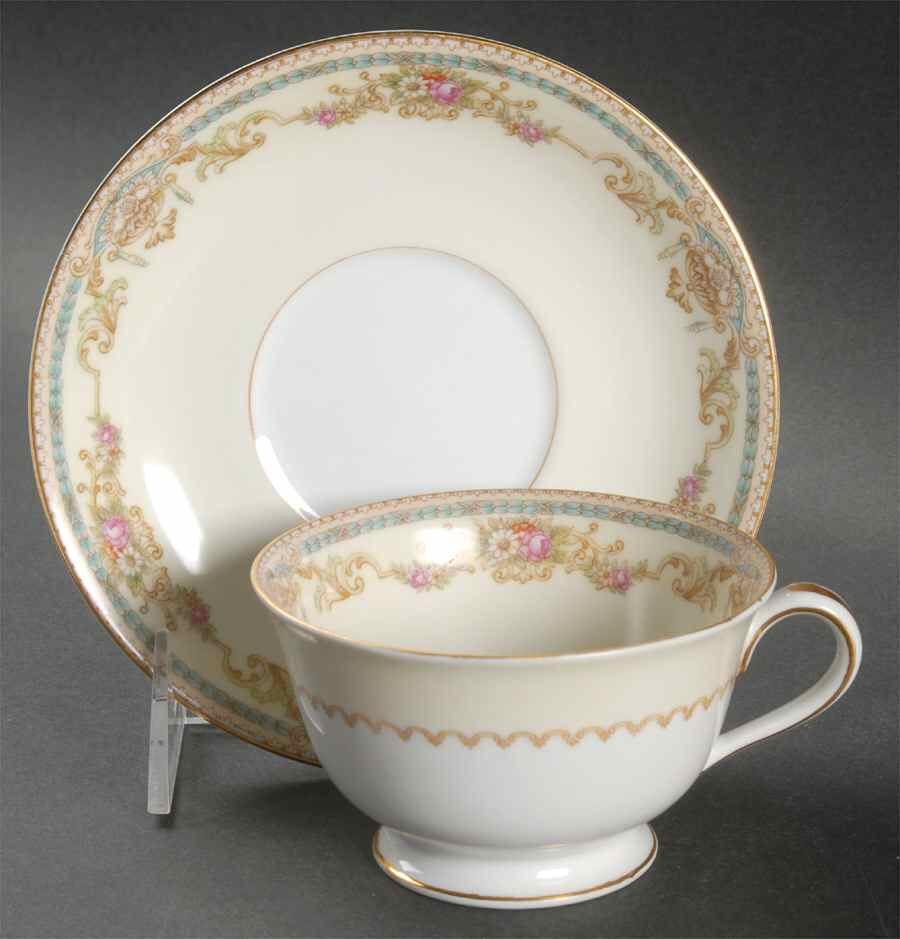Messina Footed Cup & Saucer Set by Noritake-1