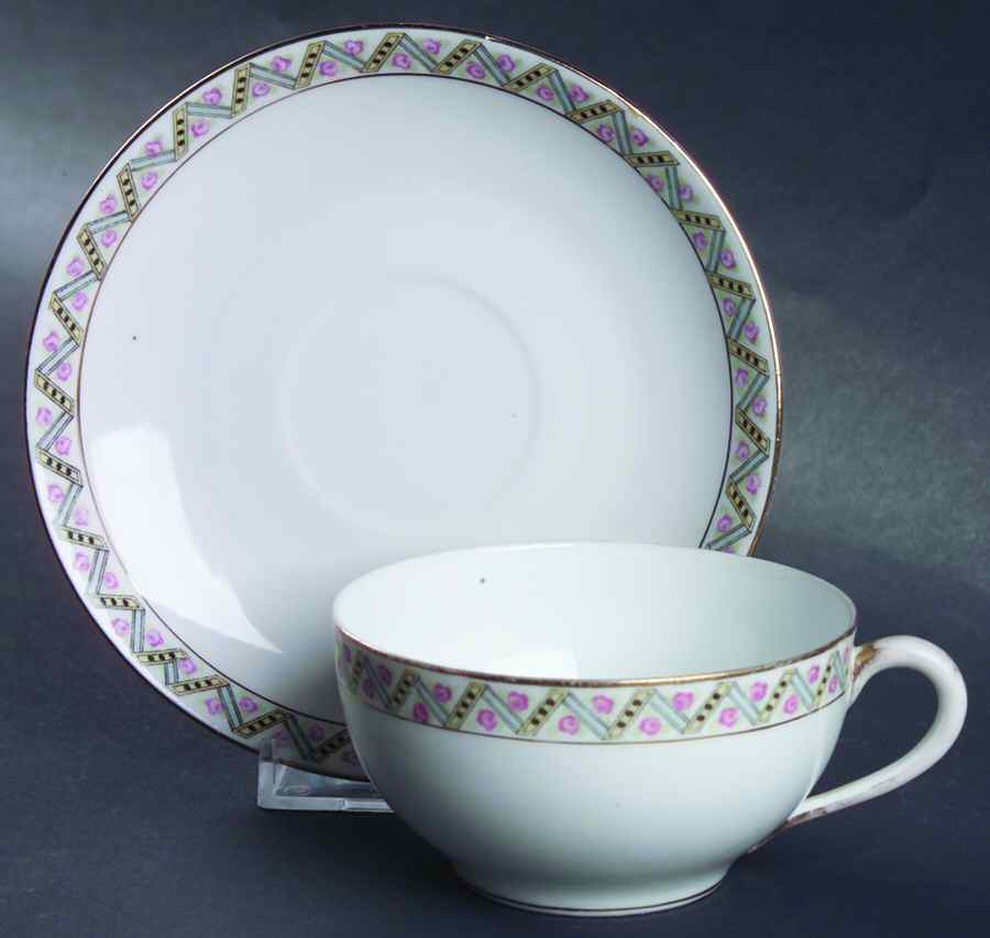 The Metz Flat Cup & Saucer Set by Noritake-1