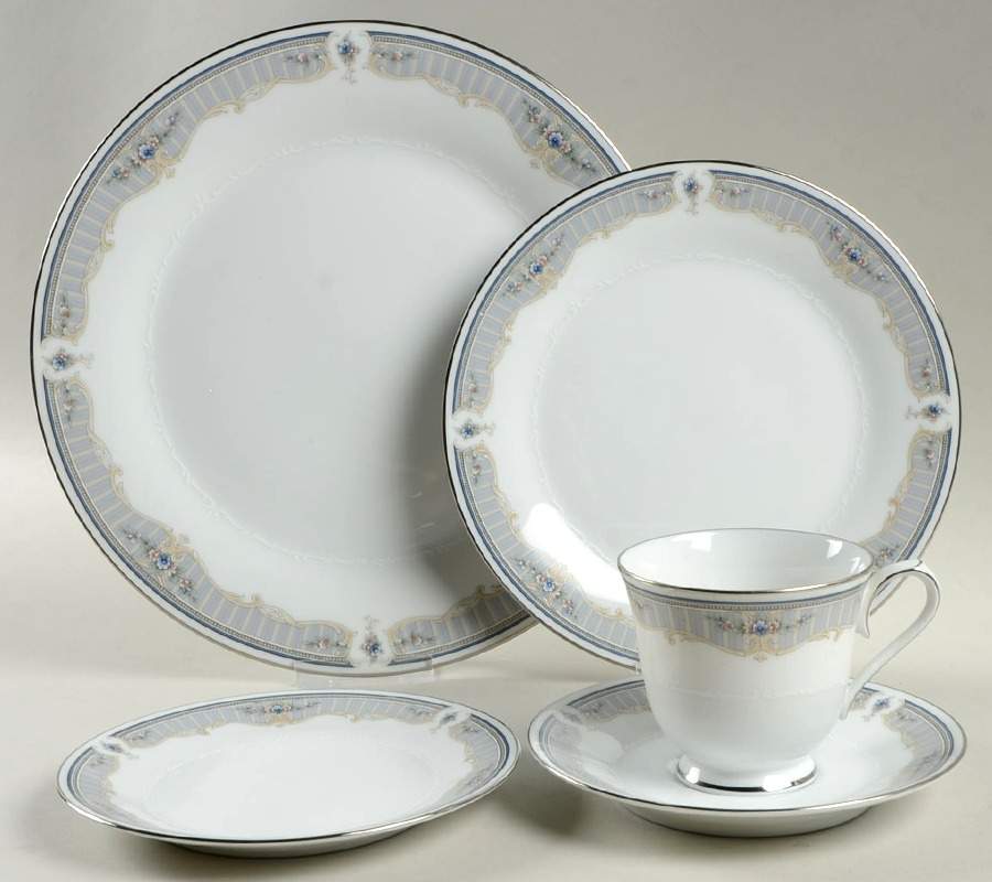 Metarie 5 Piece Place Setting by Noritake-1