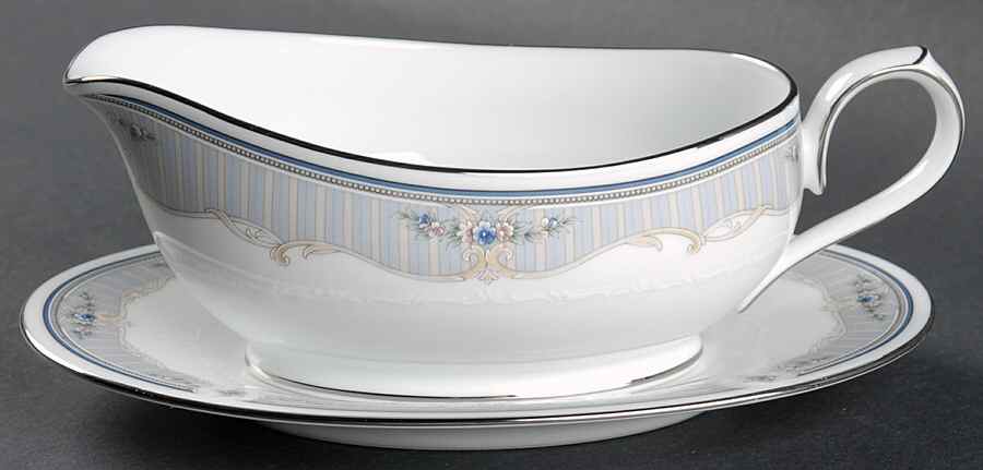 Metarie Gravy Boat & Underplate (Relish/Butter) by Noritake-1