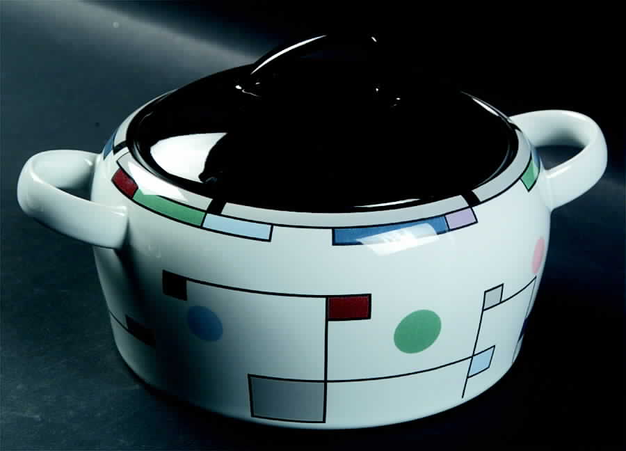 Metronome 2 Qt Round Covered Casserole by Noritake-1