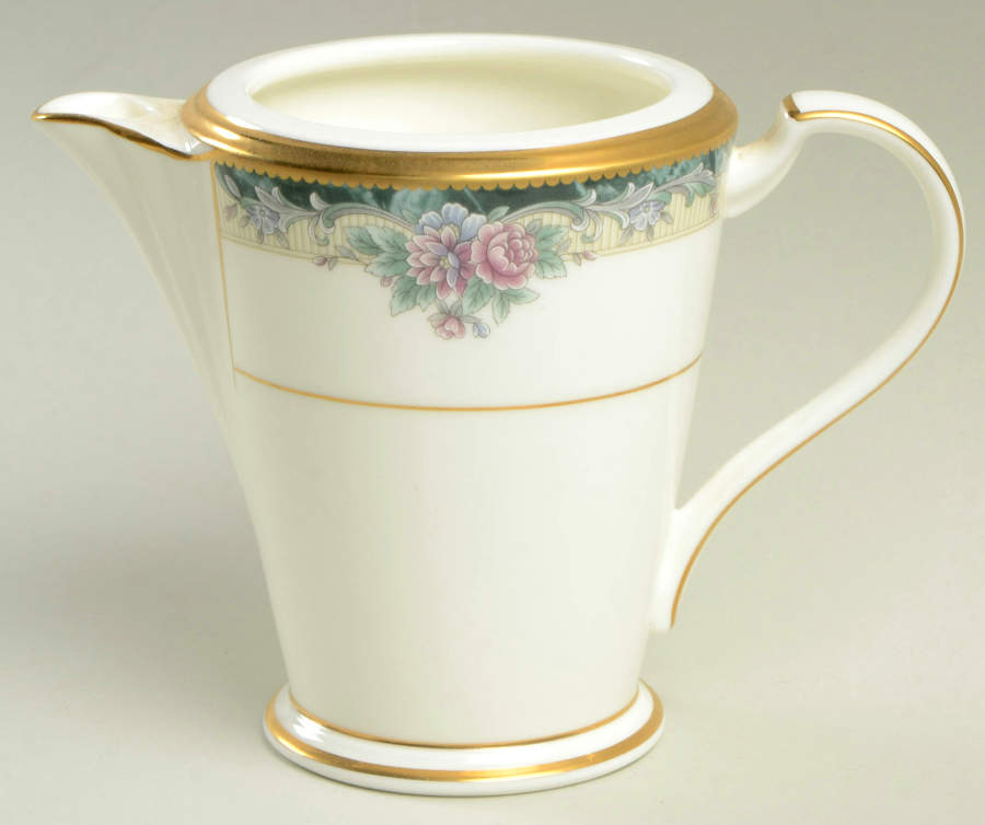Mi Amor Creamer by Noritake-1