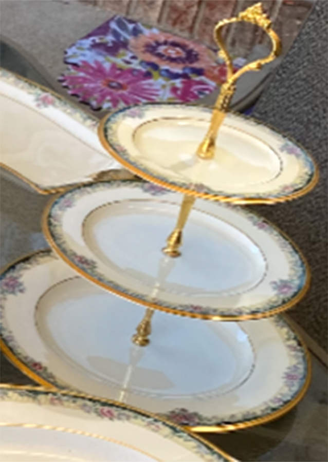 Mi Amor 3-Tiered Serving Tray (DP, SP, BB) by Noritake-1