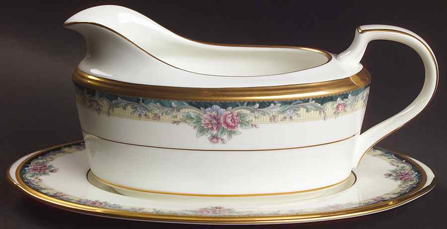 Mi Amor Gravy Boat & Underplate (Relish/Butter) by Noritake-1