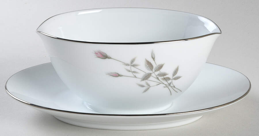 Mignon Gravy Boat with Attached Underplate by Noritake-1
