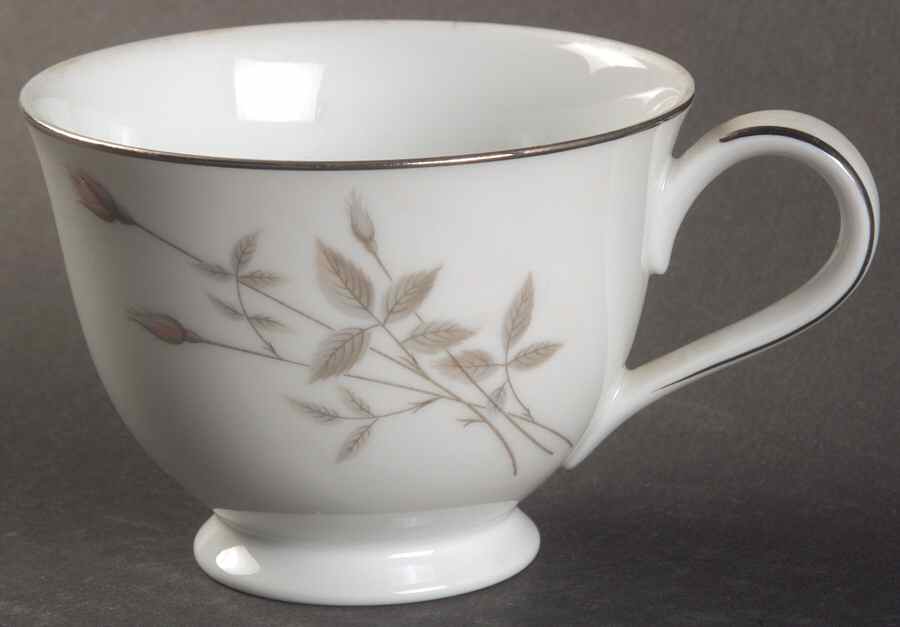 Mignon Footed Cup by Noritake-1