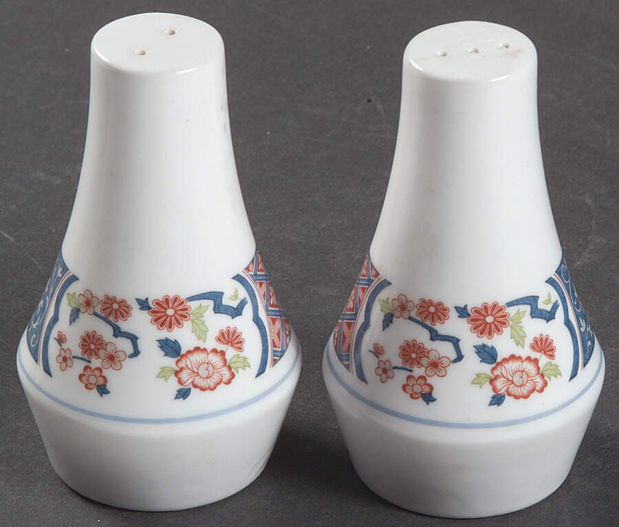 Ming Garden Salt & Pepper Set by Noritake-1