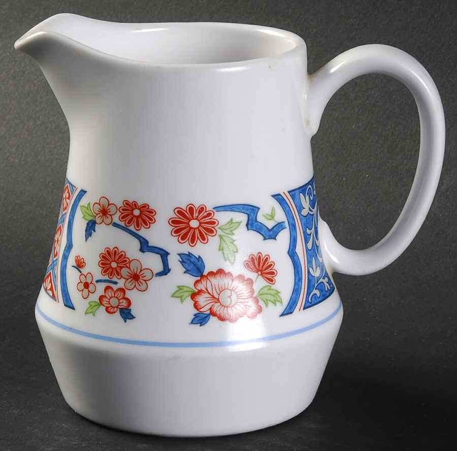 Ming Garden Creamer by Noritake-1