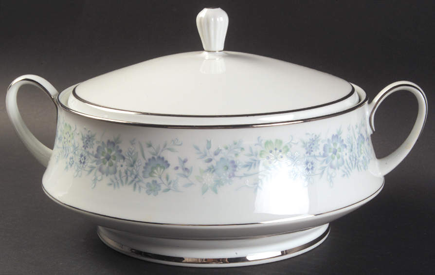 Milford (2227) Round Covered Vegetable by Noritake-1