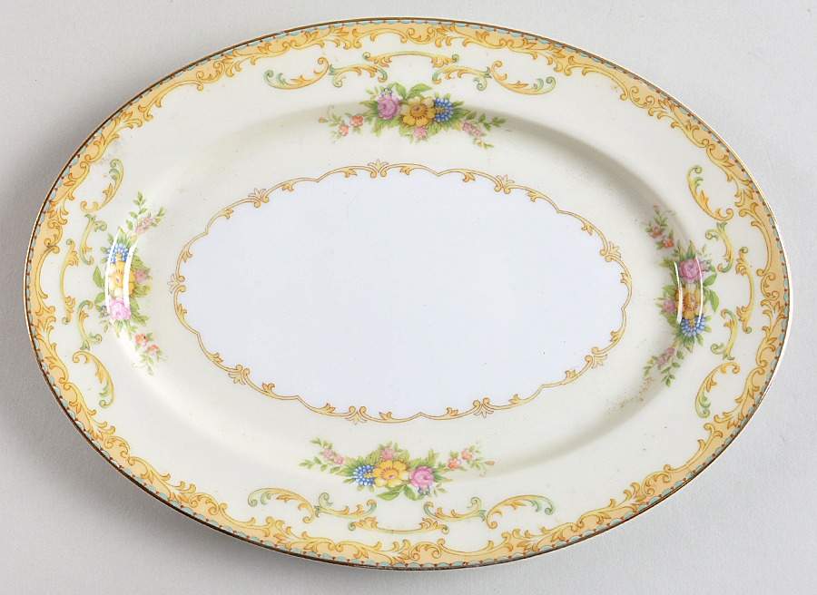 Mimi 10" Oval Serving Platter by Noritake-1