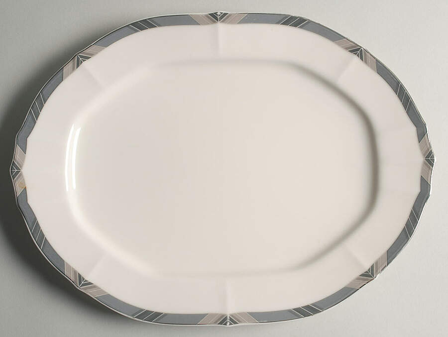 Midnight Majesty 14" Oval Serving Platter by Noritake-1