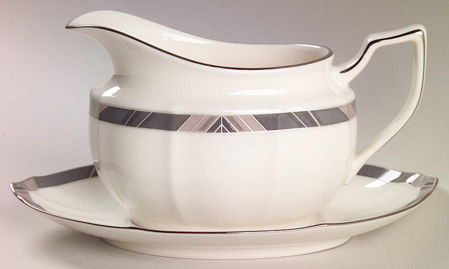 Midnight Majesty Gravy Boat & Underplate by Noritake-1