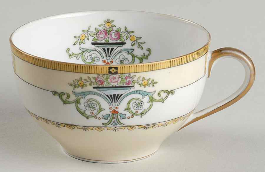 Minaret Oversized Cup by Noritake-1