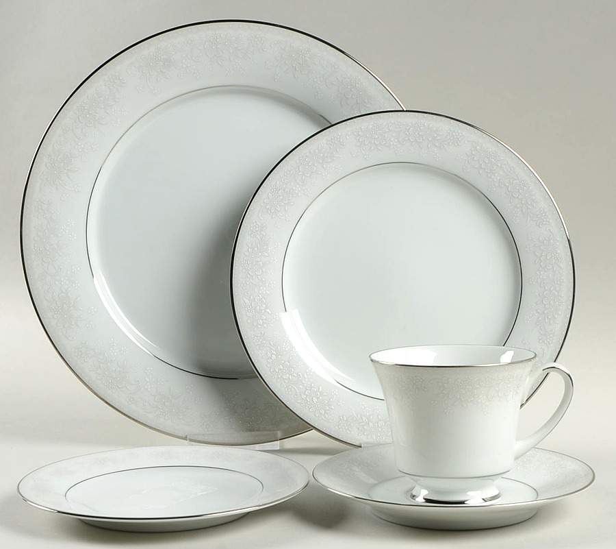 Misty 5 Piece Place Setting by Noritake-1