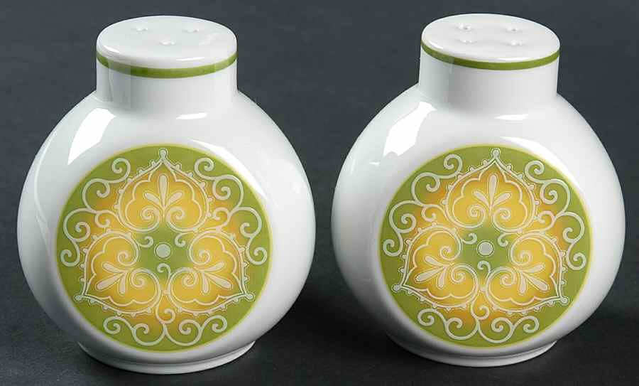 Mo Bay Salt & Pepper Set by Noritake-1