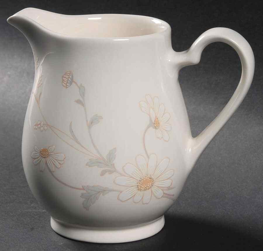 Montego Bay Creamer by Noritake-1