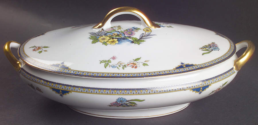 Modesta Oval Covered Vegetable by Noritake-1