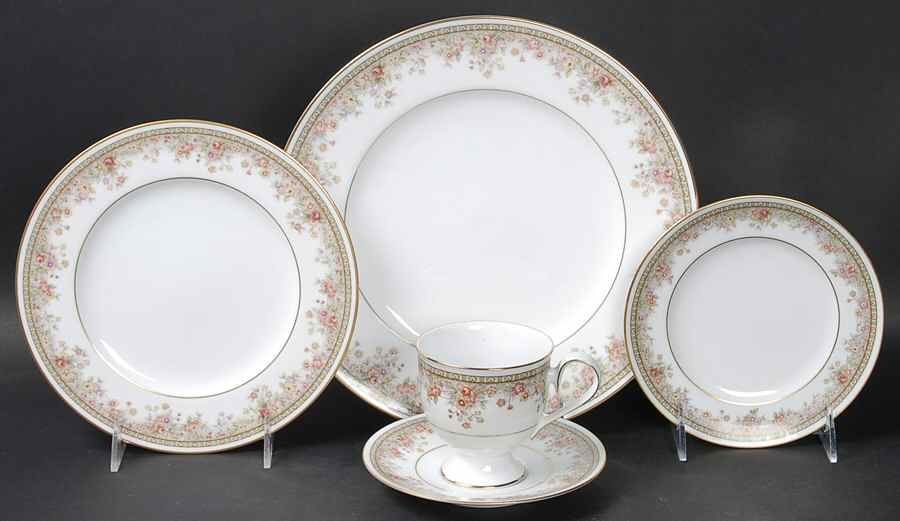 Morning Jewel 5 Piece Place Setting by Noritake-1