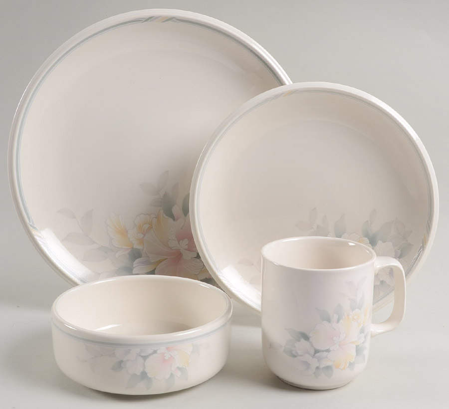 Morning Melody 4 Piece Place Setting by Noritake-1