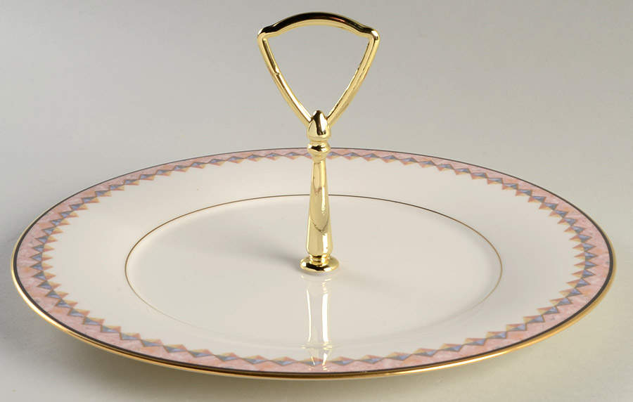 Momentum Round Serving Plate with Handle (DP) by Noritake-1