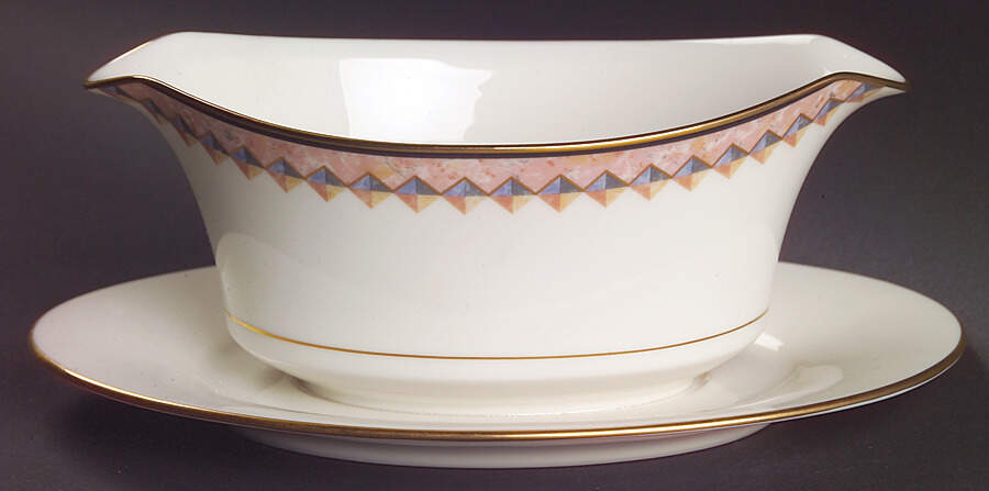 Momentum Gravy Boat with Attached Underplate by Noritake-1