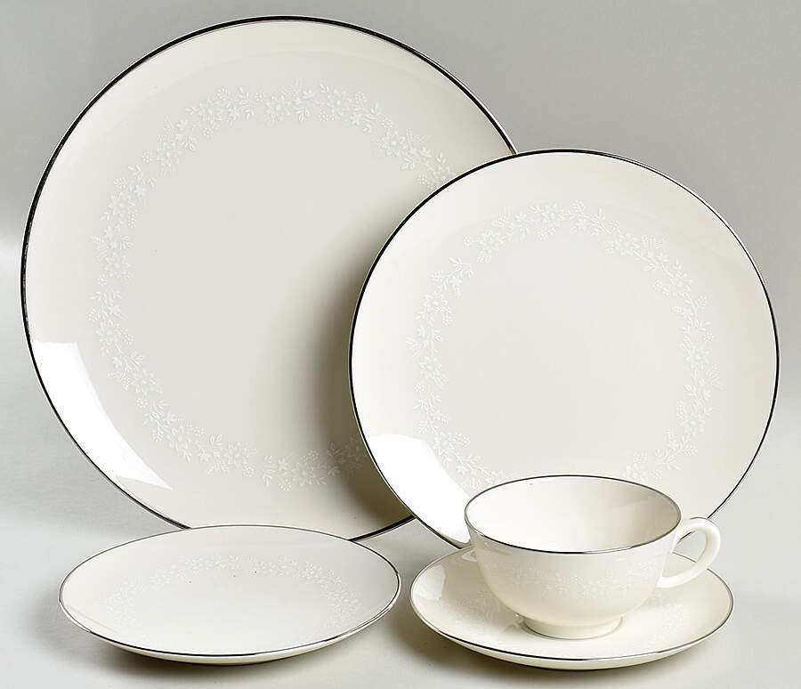 Montblanc 40  Piece Estate Set by Noritake-1