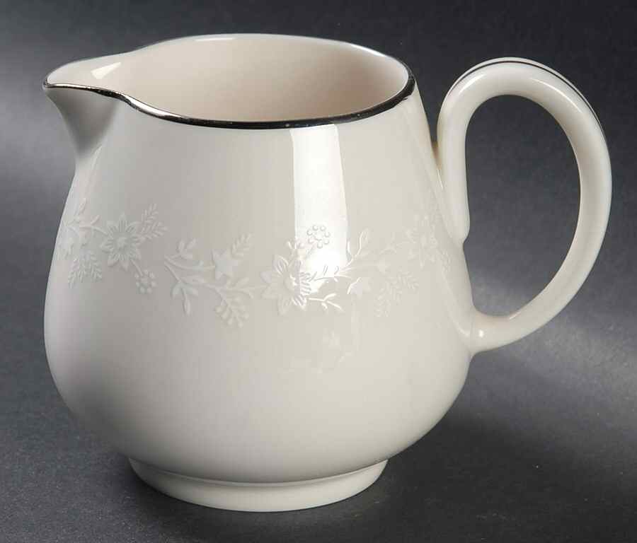 Montblanc Creamer by Noritake-1
