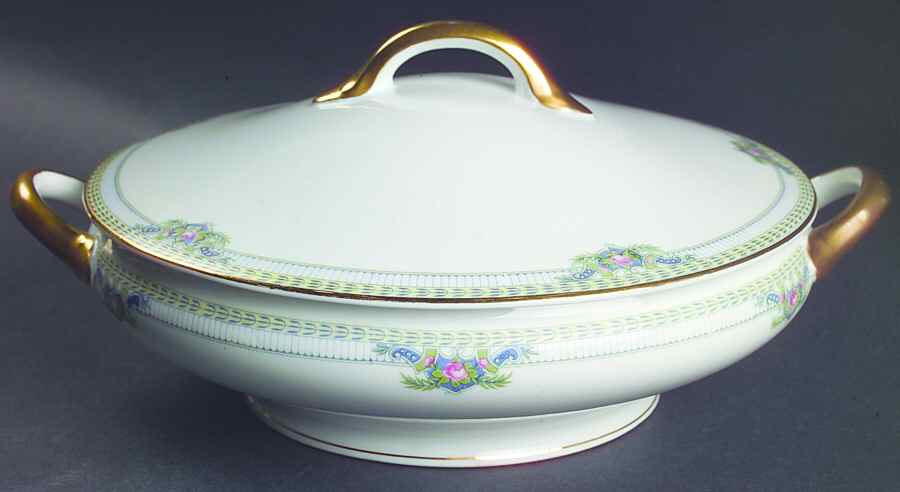 Montclare Round Covered Vegetable by Noritake-1