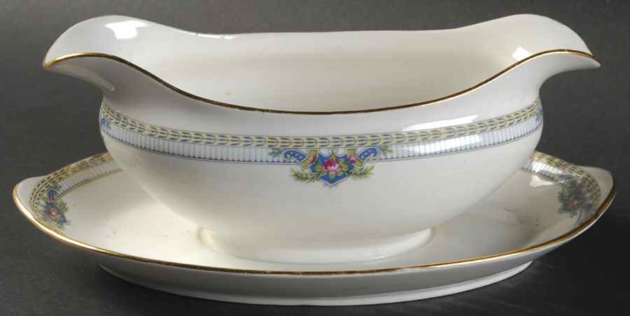 Montclare Gravy Boat with Attached Underplate by Noritake-1