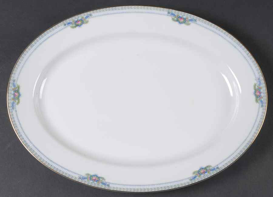 Montclare 14" Oval Serving Platter by Noritake-1