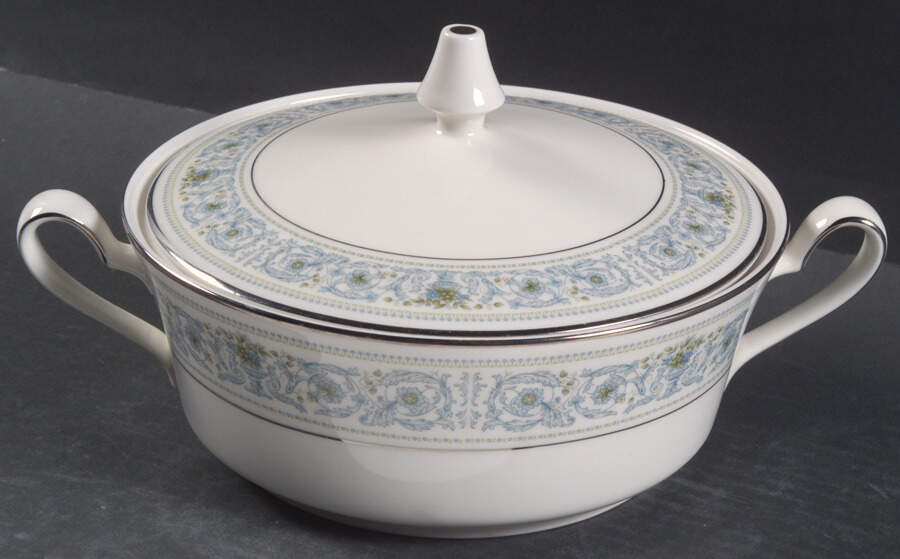 Monteleone Round Covered Vegetable by Noritake-1
