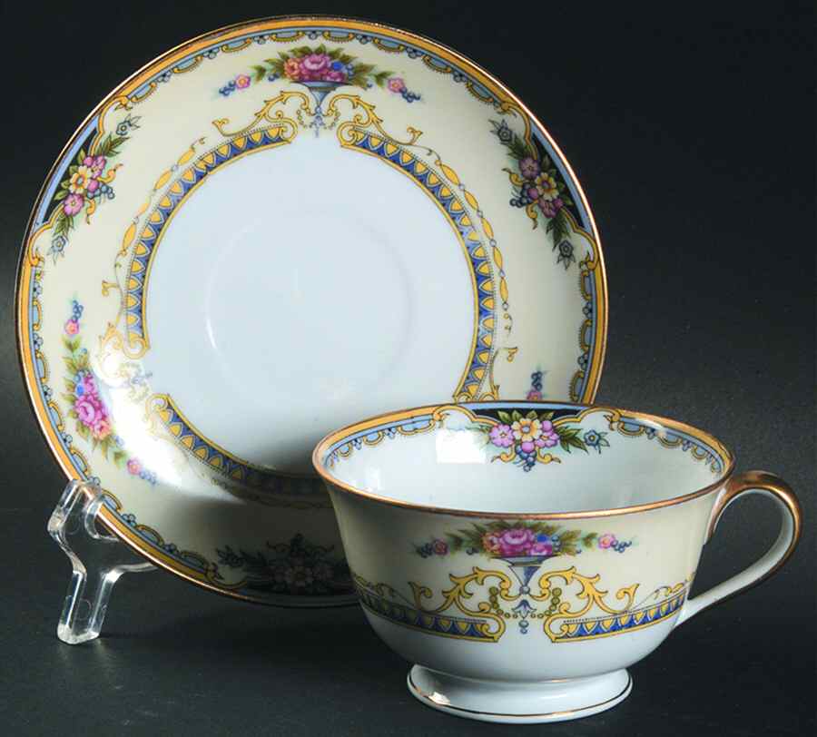 Montebelle Footed Cup & Saucer Set by Noritake-1