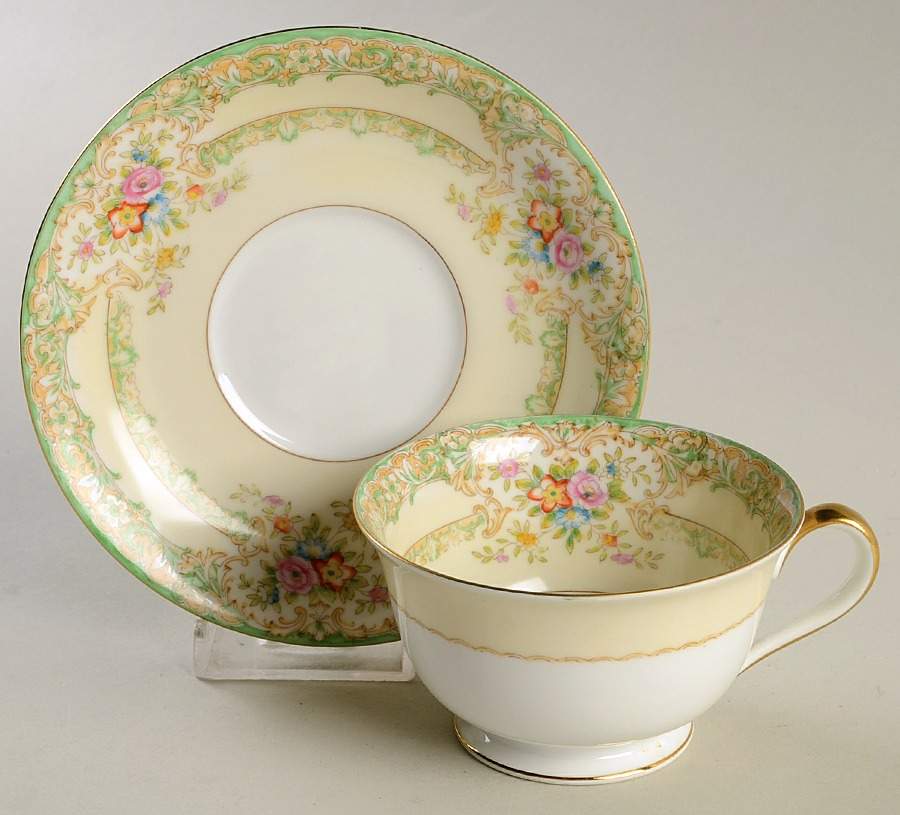 Mystery #134 Footed Cup & Saucer Set by Noritake-1