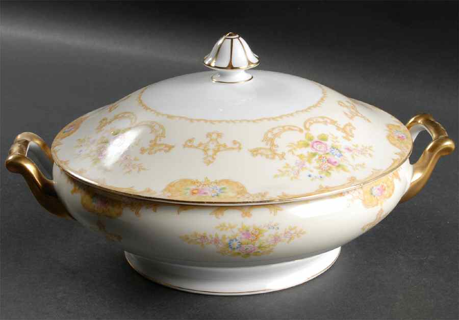 Mystery #148 Round Covered Vegetable by Noritake-1