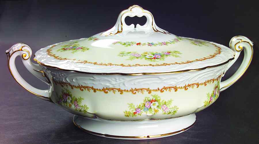 Mystery #163 Round Covered Vegetable by Noritake-1