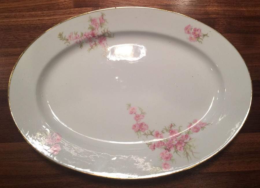 Mystery #17 10" Oval Serving Platter by Noritake-1