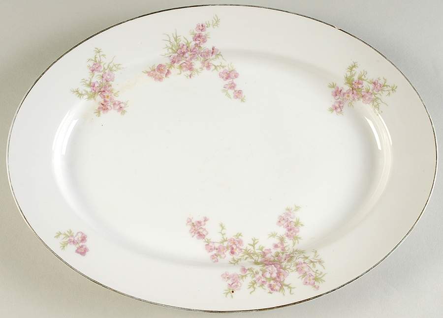 Mystery #17 13" Oval Serving Platter by Noritake-1