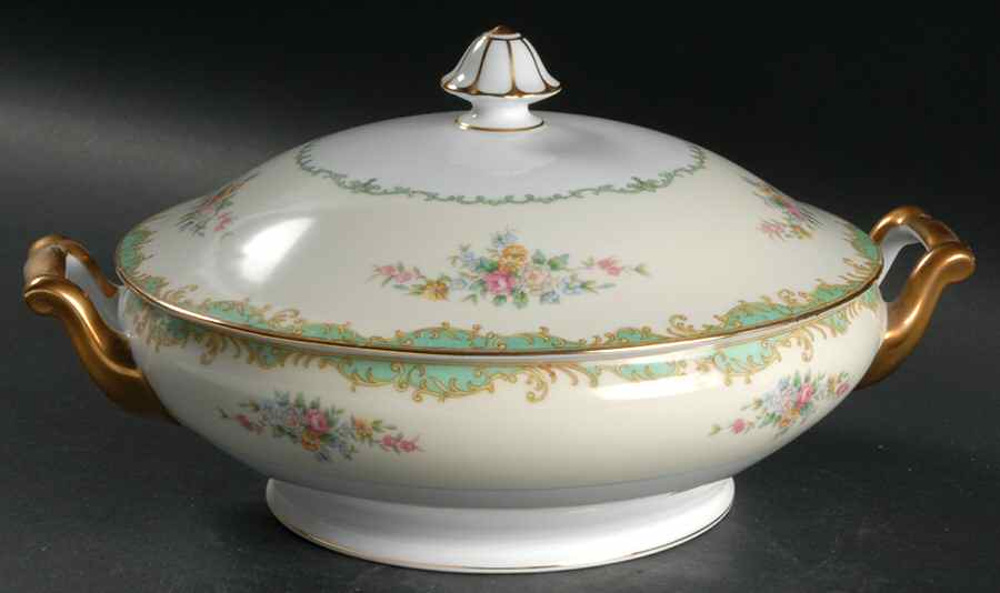 Mystery #18 Round Covered Vegetable by Noritake-1