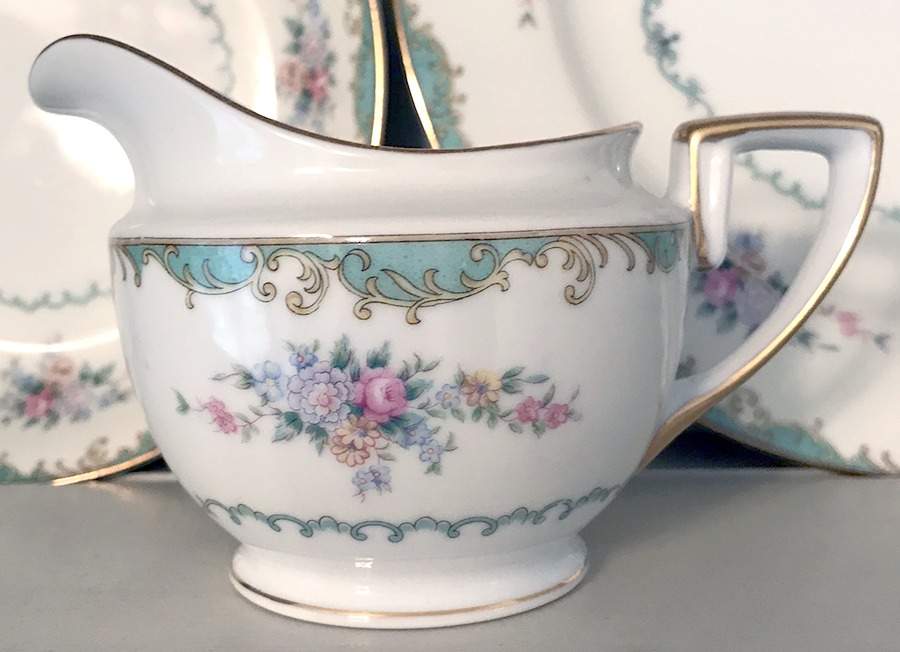 Mystery #18 Creamer by Noritake-1